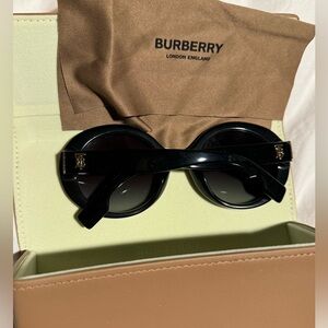 Burberry sunglasses